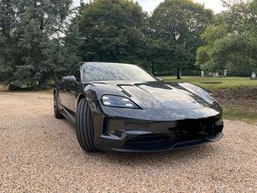 4S Performancebatterie Plus (598hp) €158000 neuf