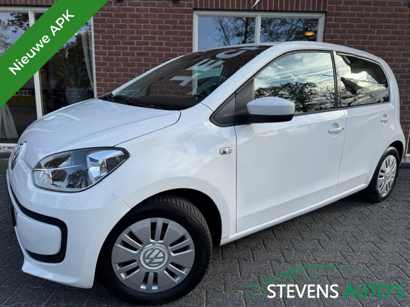 Volkswagen up! 1.0 move up! BlueM. NIEUWE APK / AIRCO / NAVIGATIE Wit - 1