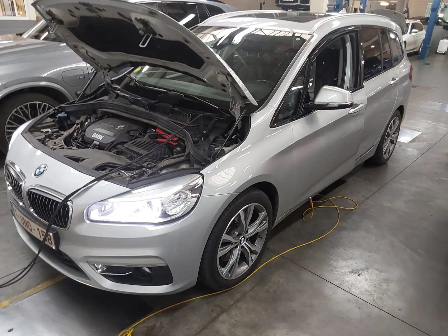 BMW 220 220d Gran Tourer xDrive Aut. Luxury Line Сірий - 1