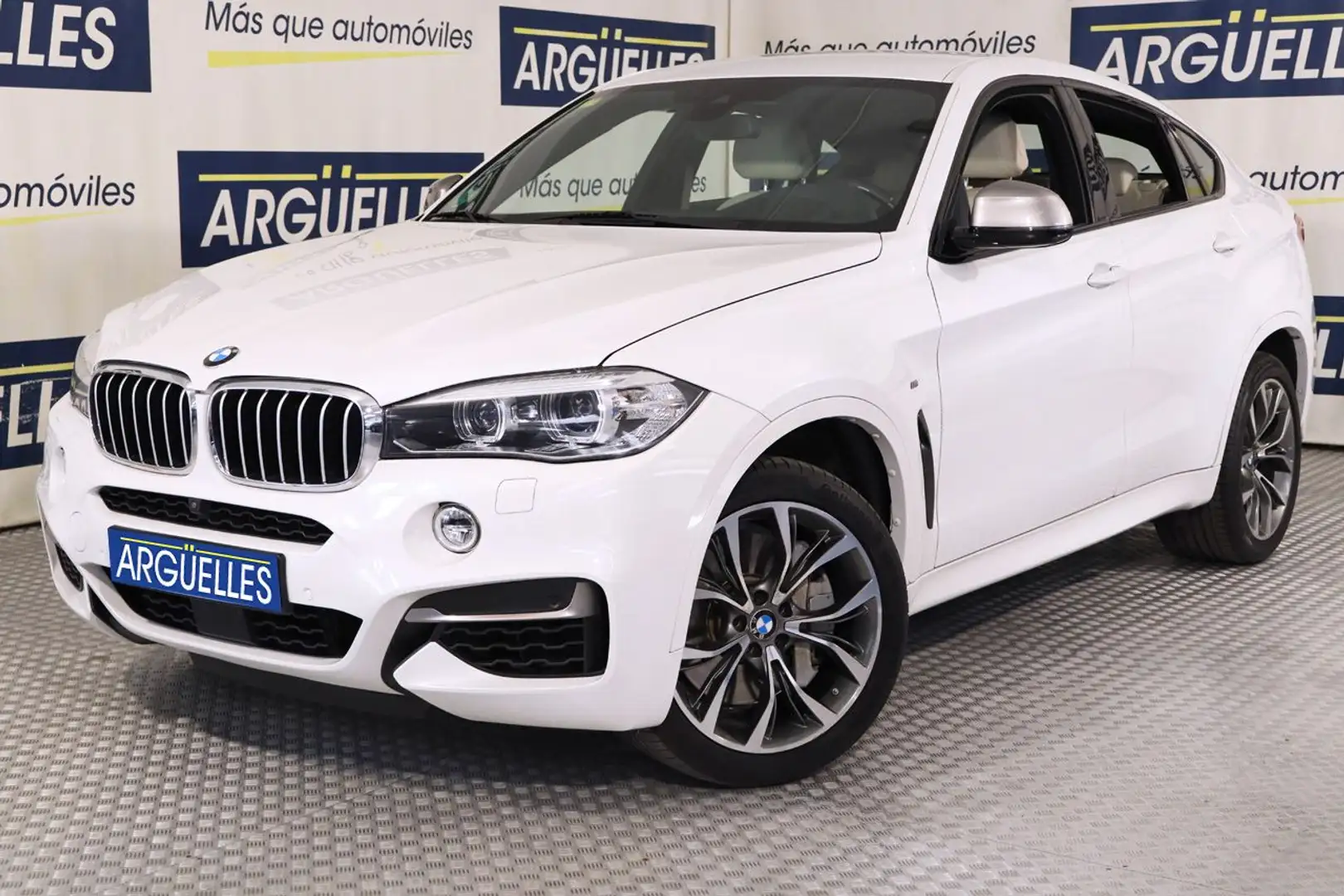 BMW X6 xDrive M50dA Beige - 1