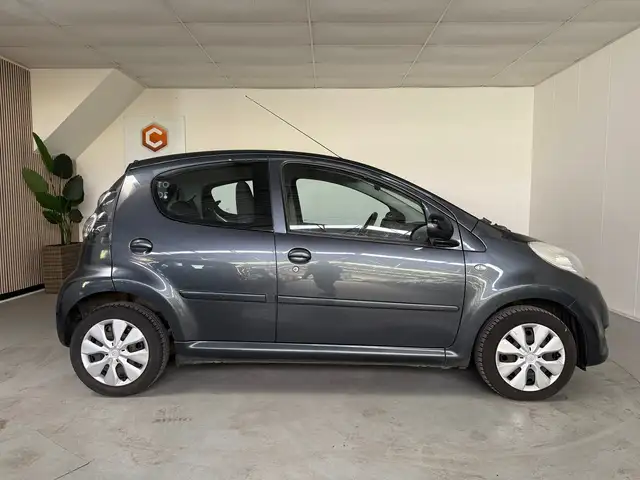 Citroen C1 view 8