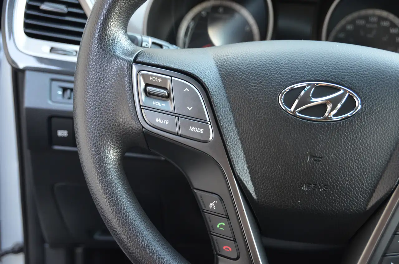 Hyundai SANTA FE снимка Hyundai SANTA FE