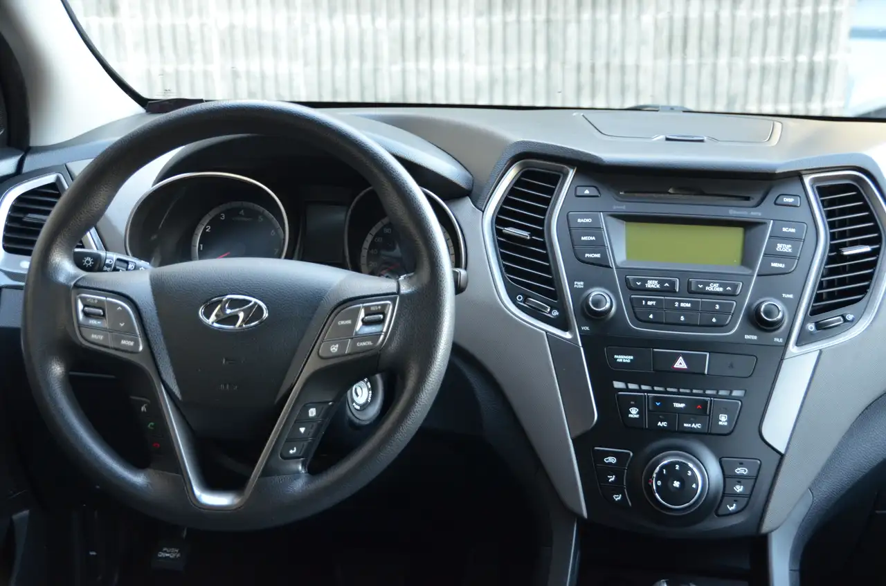 Hyundai SANTA FE снимка Hyundai SANTA FE