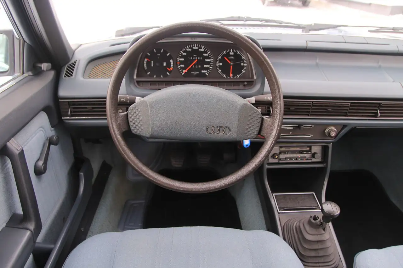 Audi 100 5E CL 5Zylinder 136PS/Oldtimer/H-Kennzeichen, foto 7