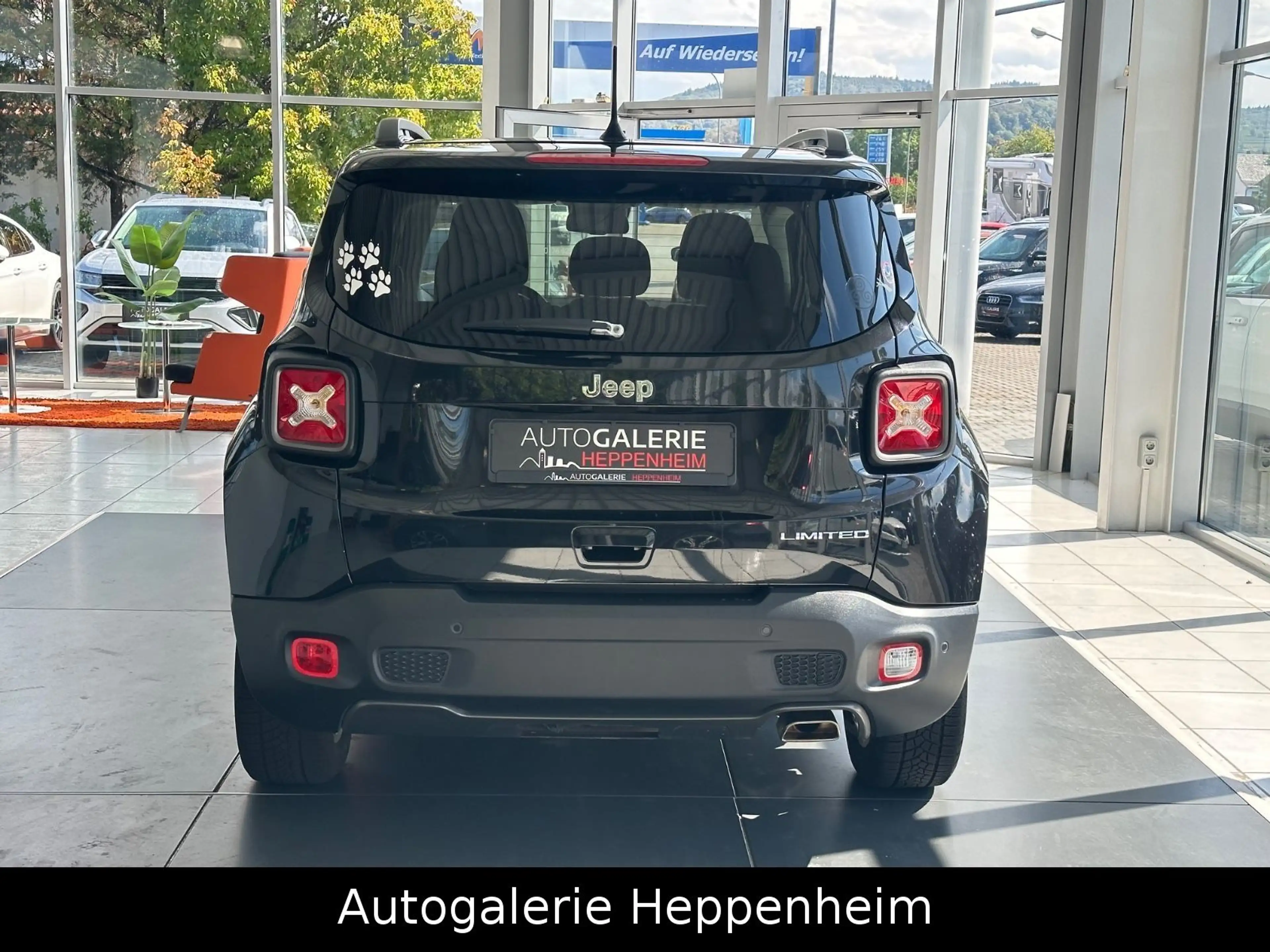 Jeep Renegade Limited FWD — photo 6