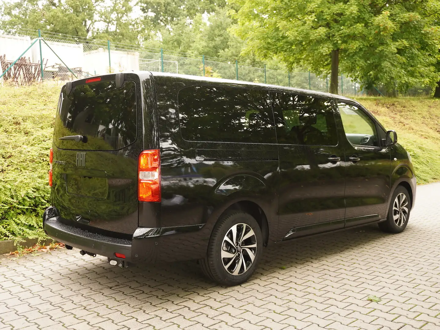 Fiat Ulysse L3 180 AT8 8-Sitzer / 10-Zoll Navi Noir - 2