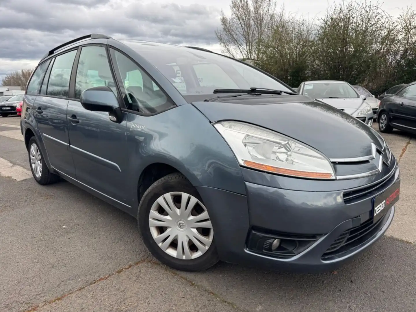 Citroen C4 Picasso 1.6HDi 110CH FAP Pack Ambiance Grau - 2