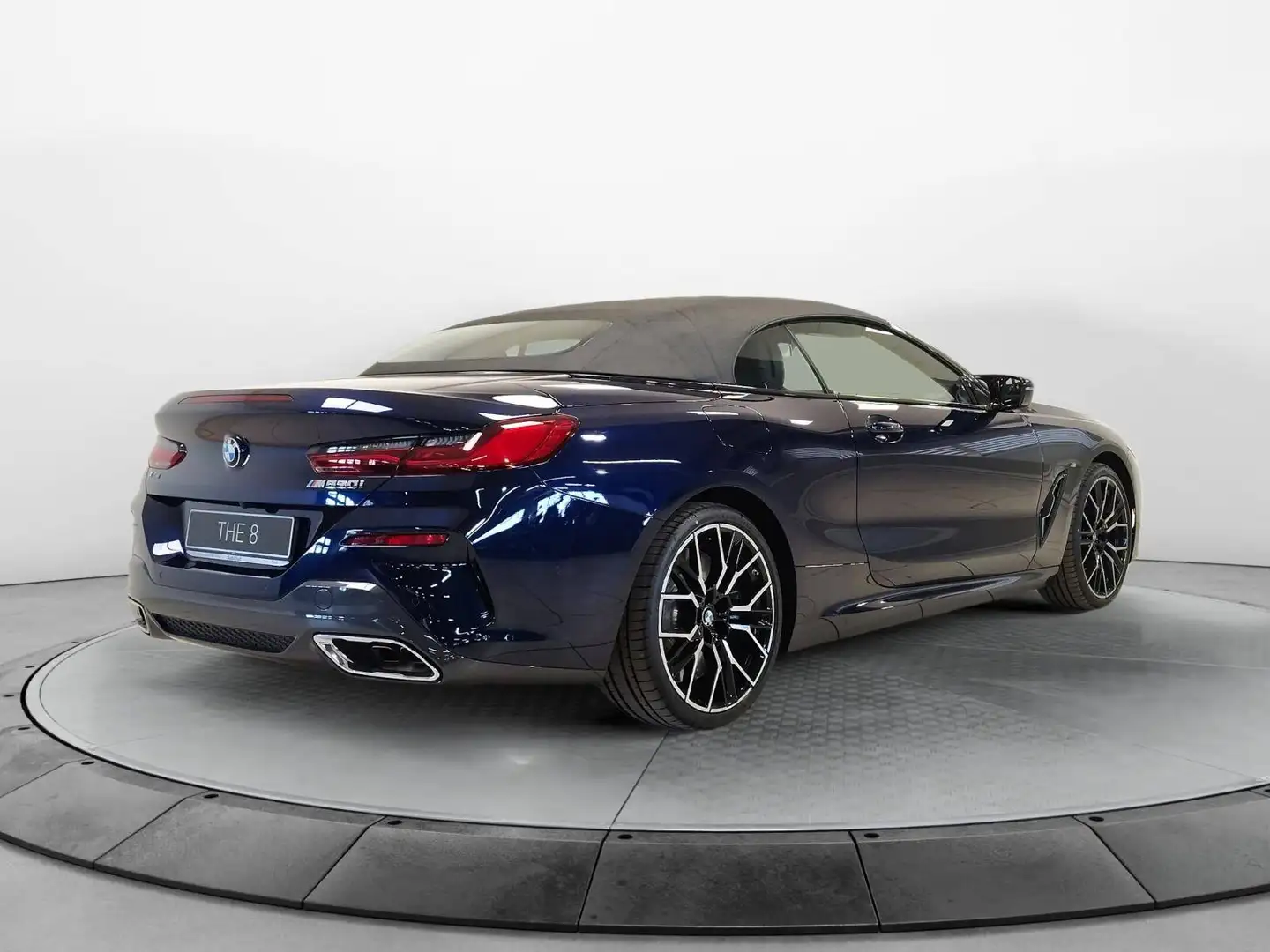 BMW 850 M850i Cabrio xDrive Bleu - 2
