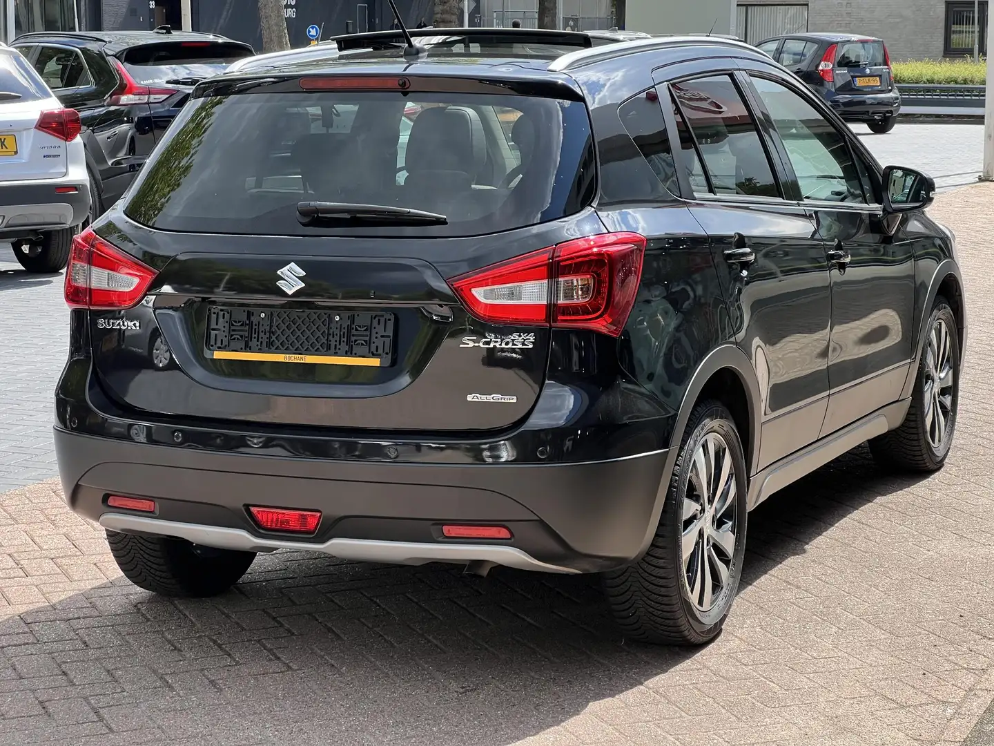 Suzuki S-Cross 1.4 Boosterjet AllGrip Stijl Automaat | Panoramada Negro - 2
