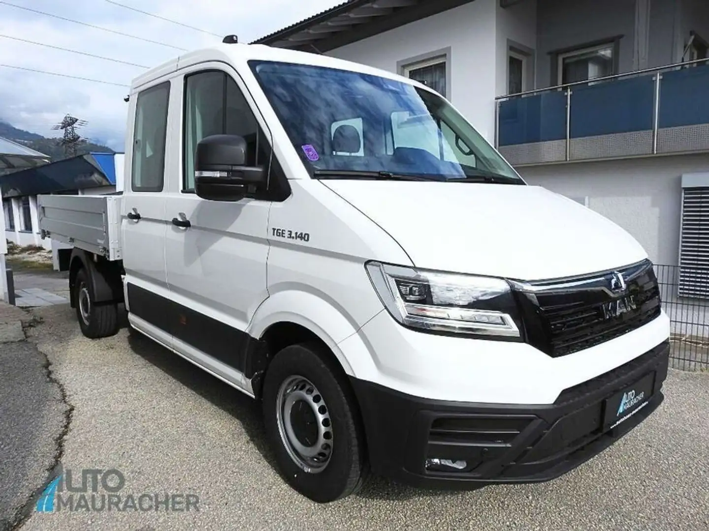 MAN TGE Pritsche Doppelkabine 4X2 SB* Weiß - 2