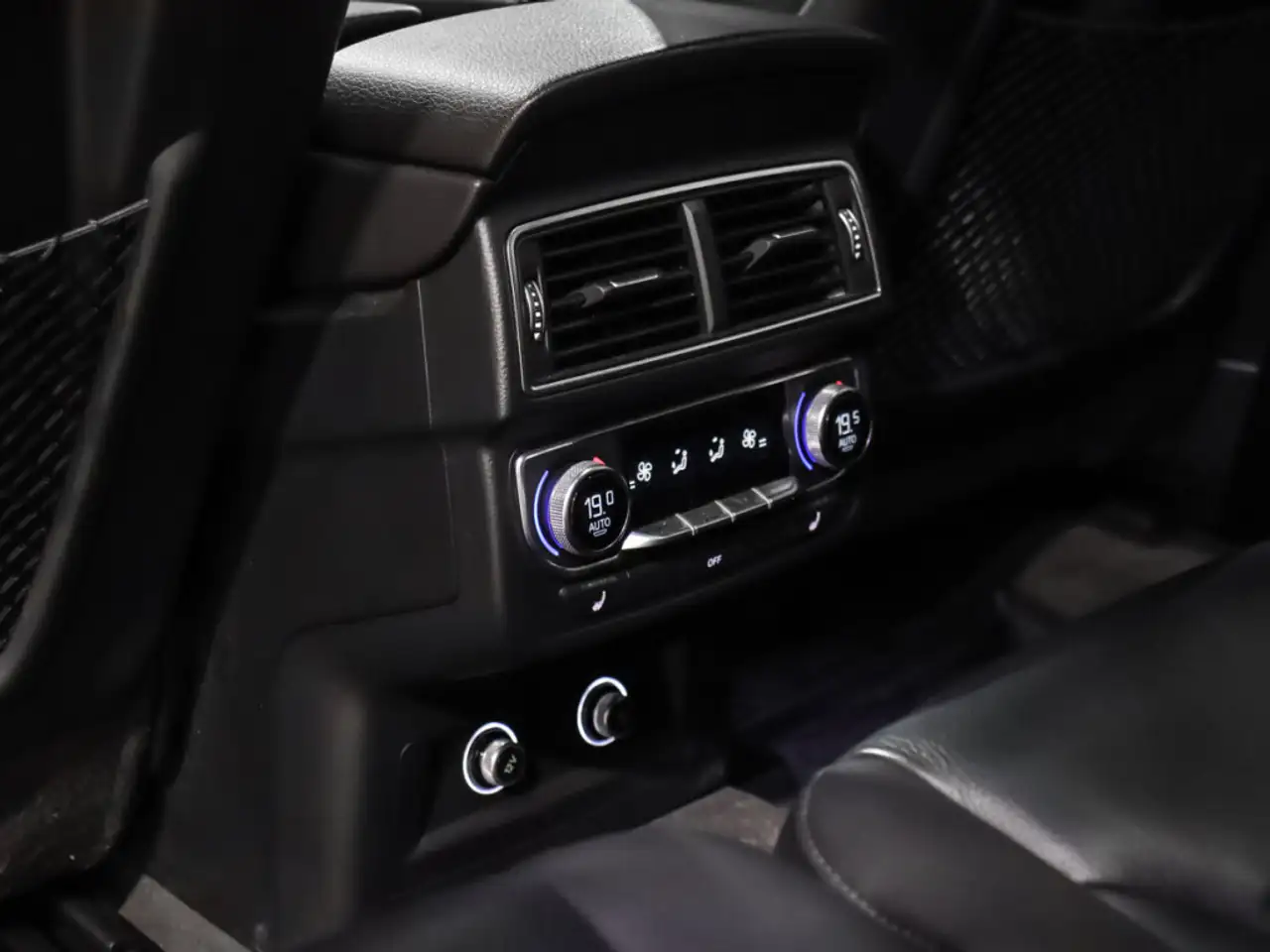 Audi Q7 снимка Audi Q7