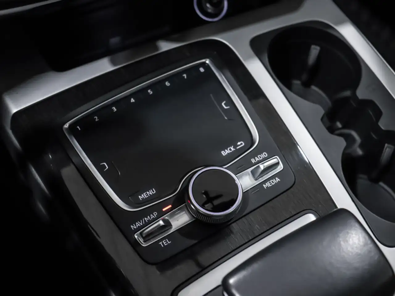 Audi Q7 снимка Audi Q7