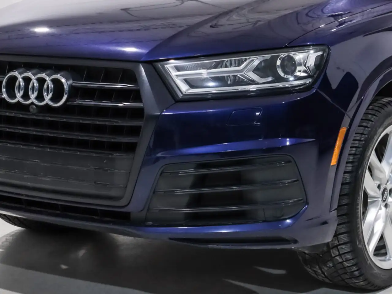 Audi Q7 снимка Audi Q7