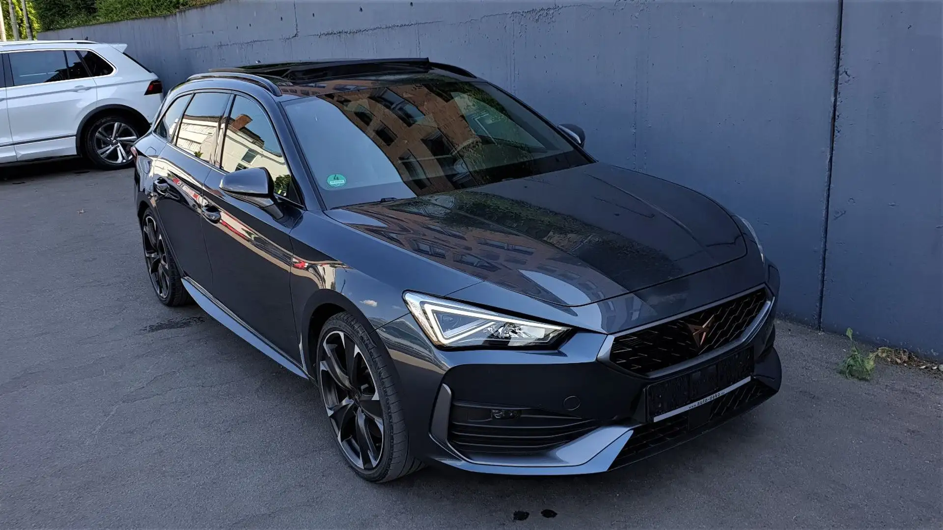 CUPRA Leon ST 1.4 e-HYBRID DSG Pano/Virtual/ACC/Keyles Grau - 2