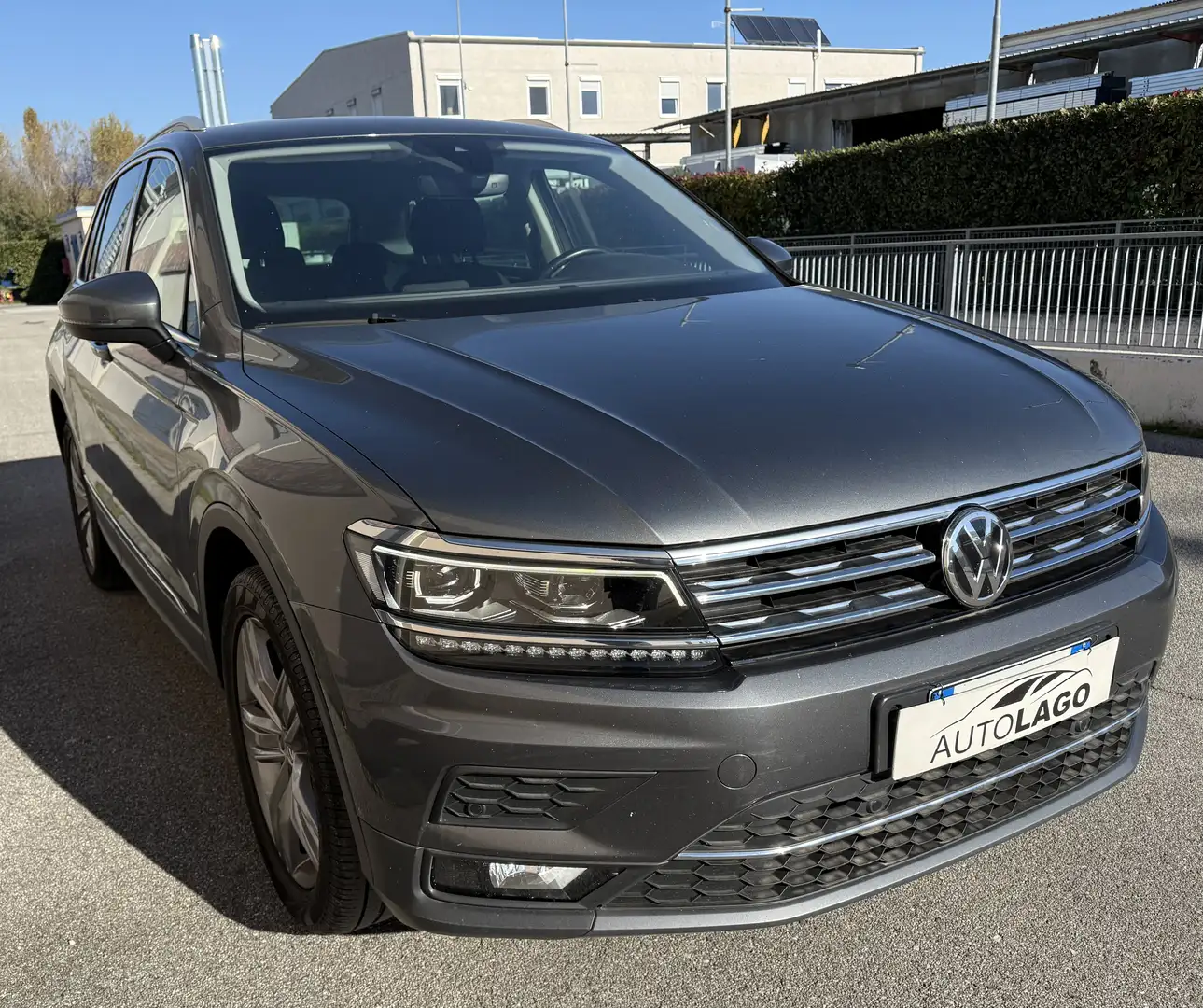 Volkswagen Tiguan 2.0 tdi Advanced 4motion 150cv dsg Gris - 2