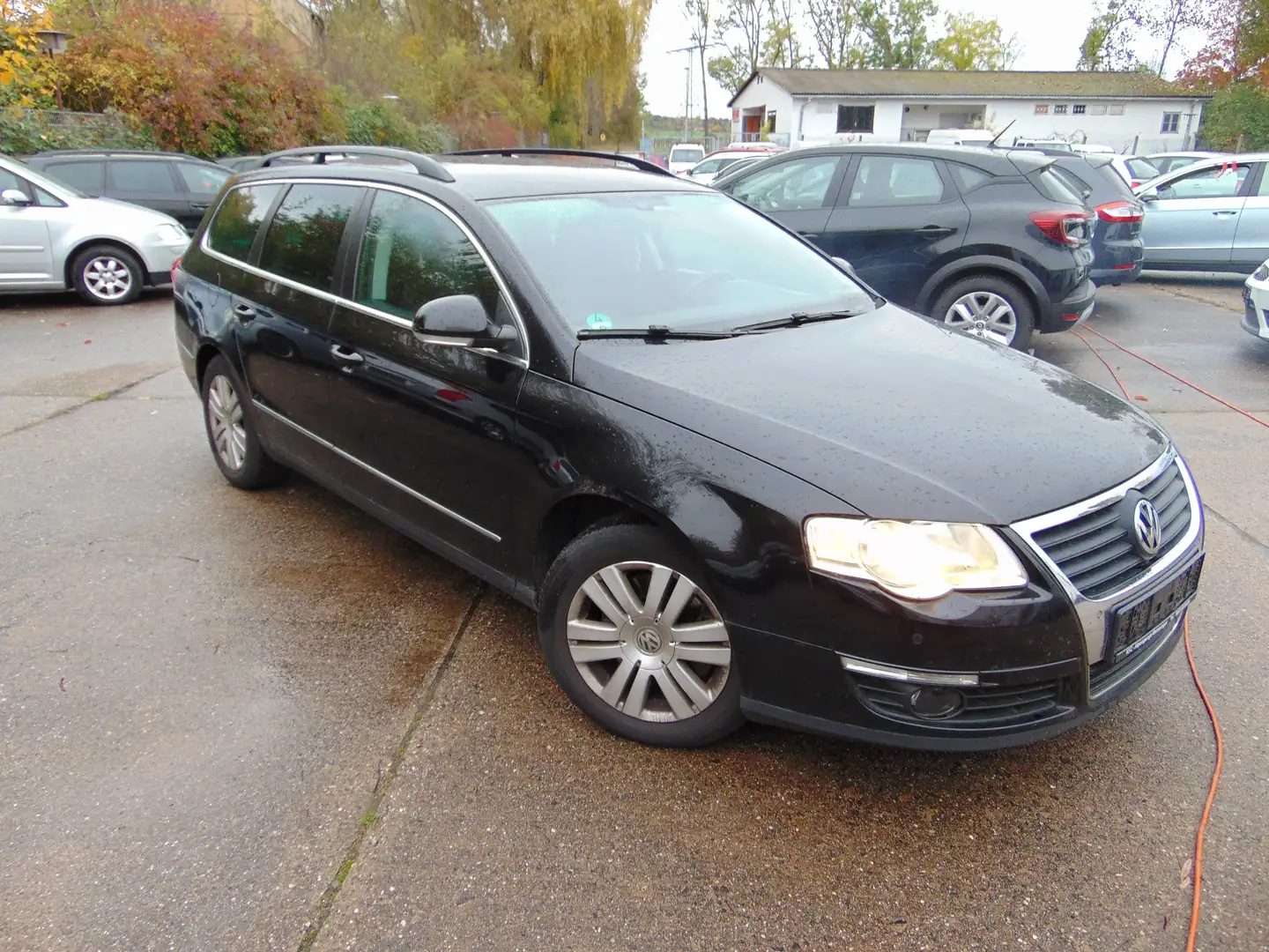 Volkswagen Passat Variant Comfortline/Klimaauto/SHZ/PDC gepflegt Schwarz - 1