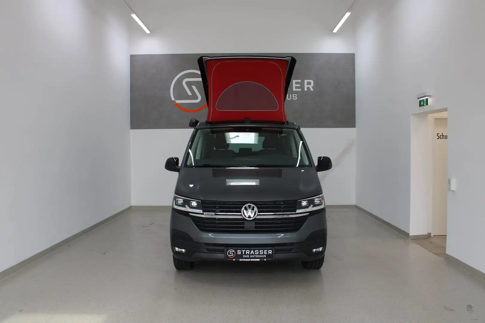 Volkswagen T6.1 California VW T6.1 California Beach Edition Camper TDI 4M Grau - 2
