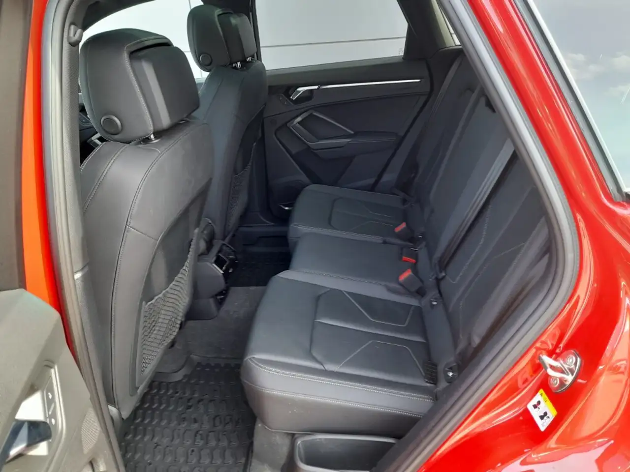 Audi Q3 снимка Audi Q3