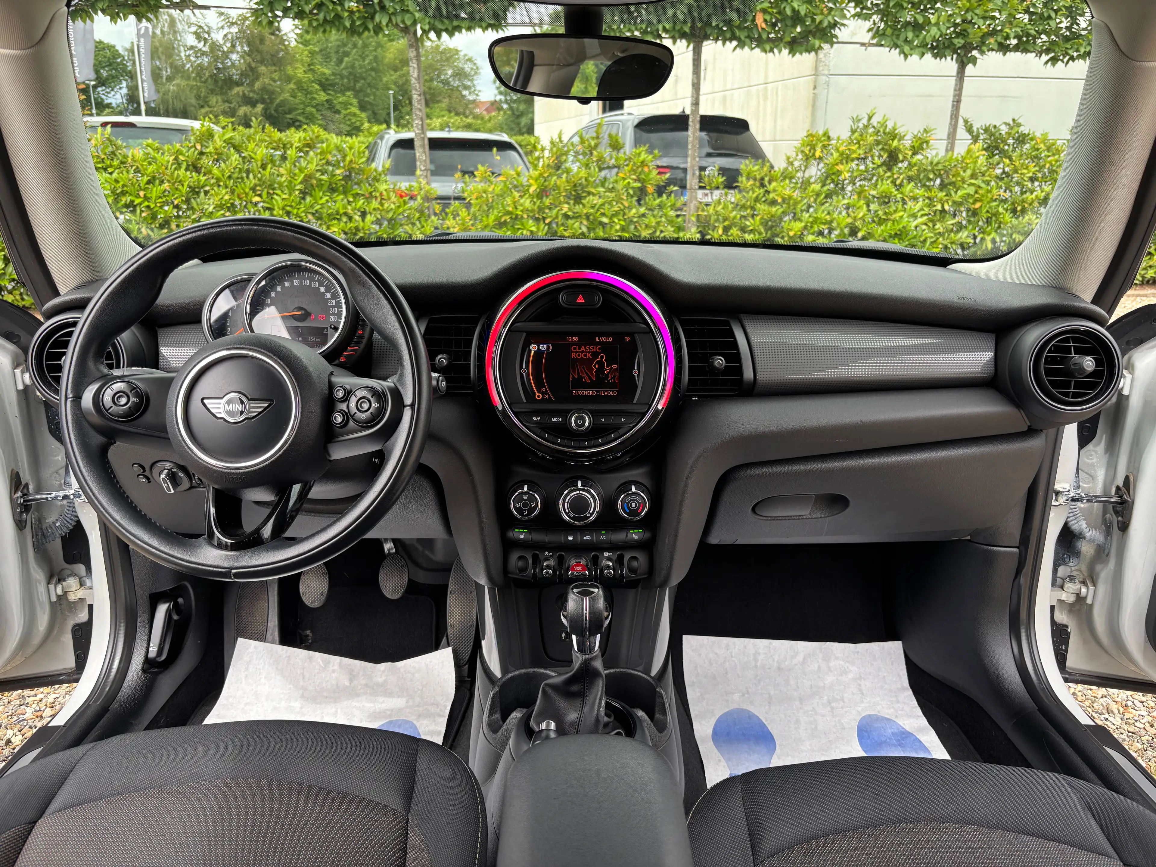 MINI Cooper D 1.5 D *SIEGE CHAUFF*CRUISE CONTROL*GARANTIE* — photo 8