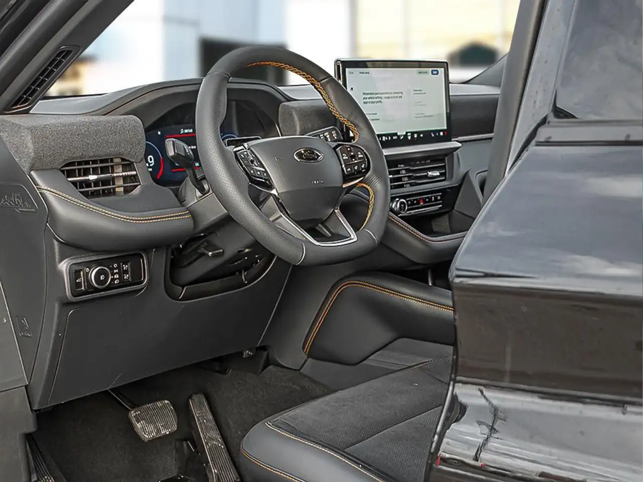 Ford Explorer снимка Ford Explorer