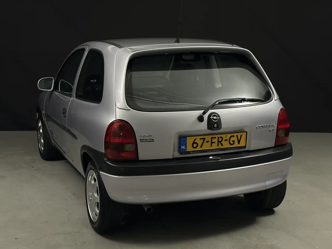 Opel Corsa 1.2i-16V Strada *Automaat*, foto 5