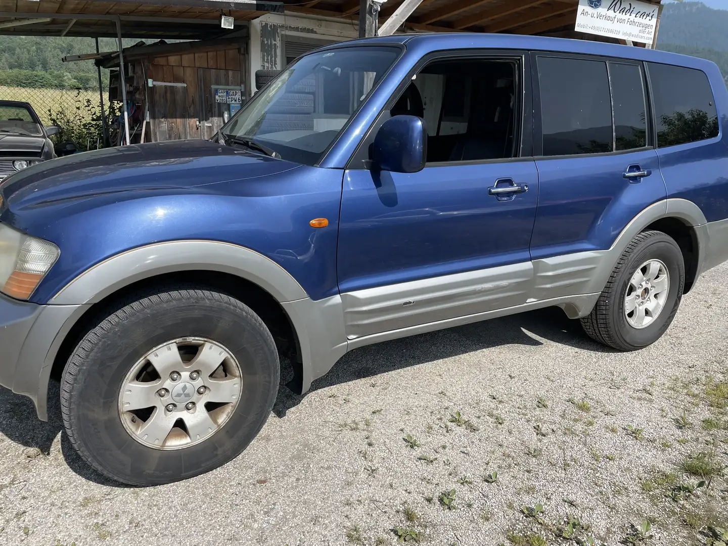 Mitsubishi Pajero 3.2 DI-D Avance Blau - 2