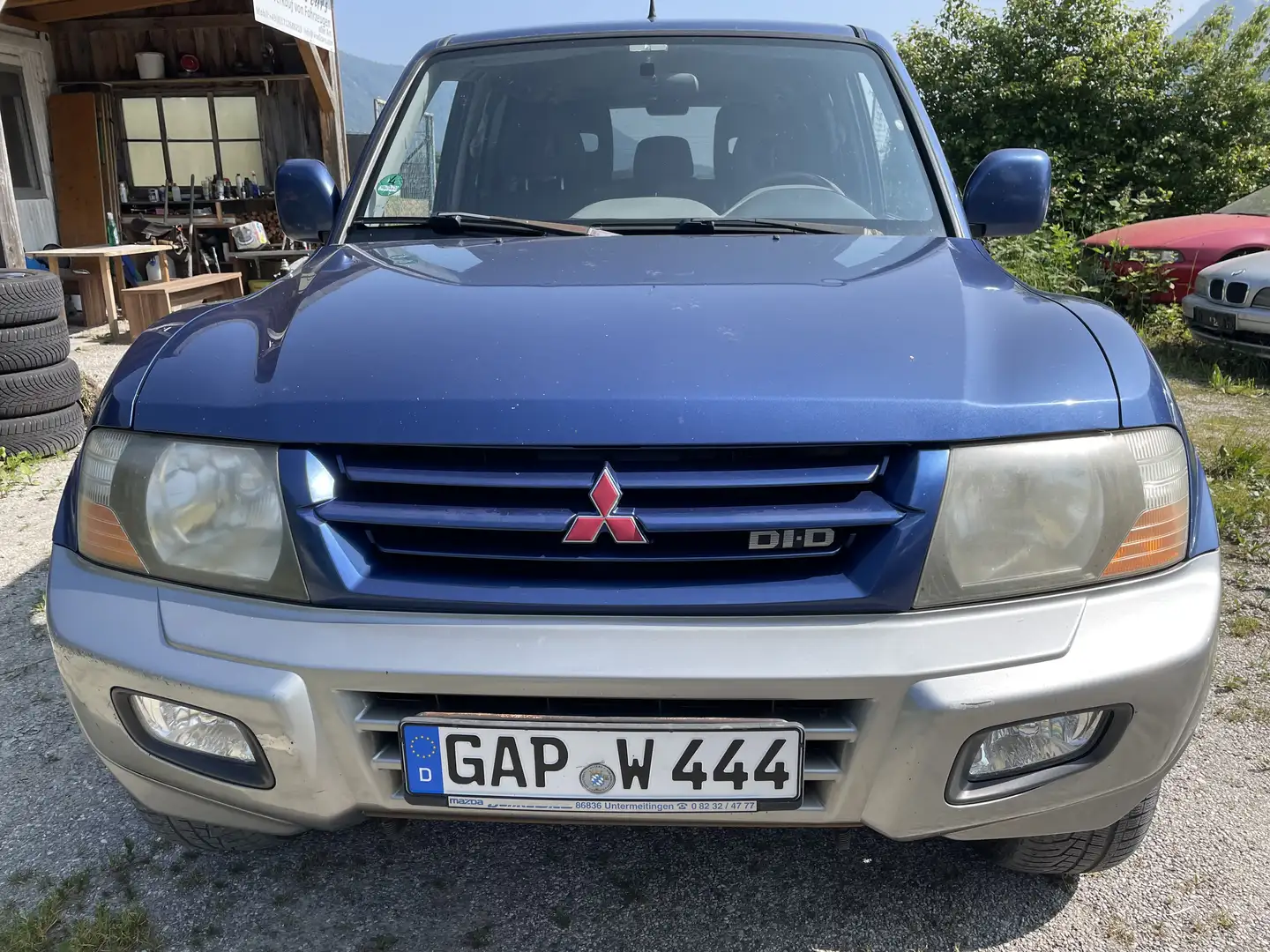 Mitsubishi Pajero 3.2 DI-D Avance Blau - 1