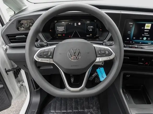 Volkswagen Caddy view 6