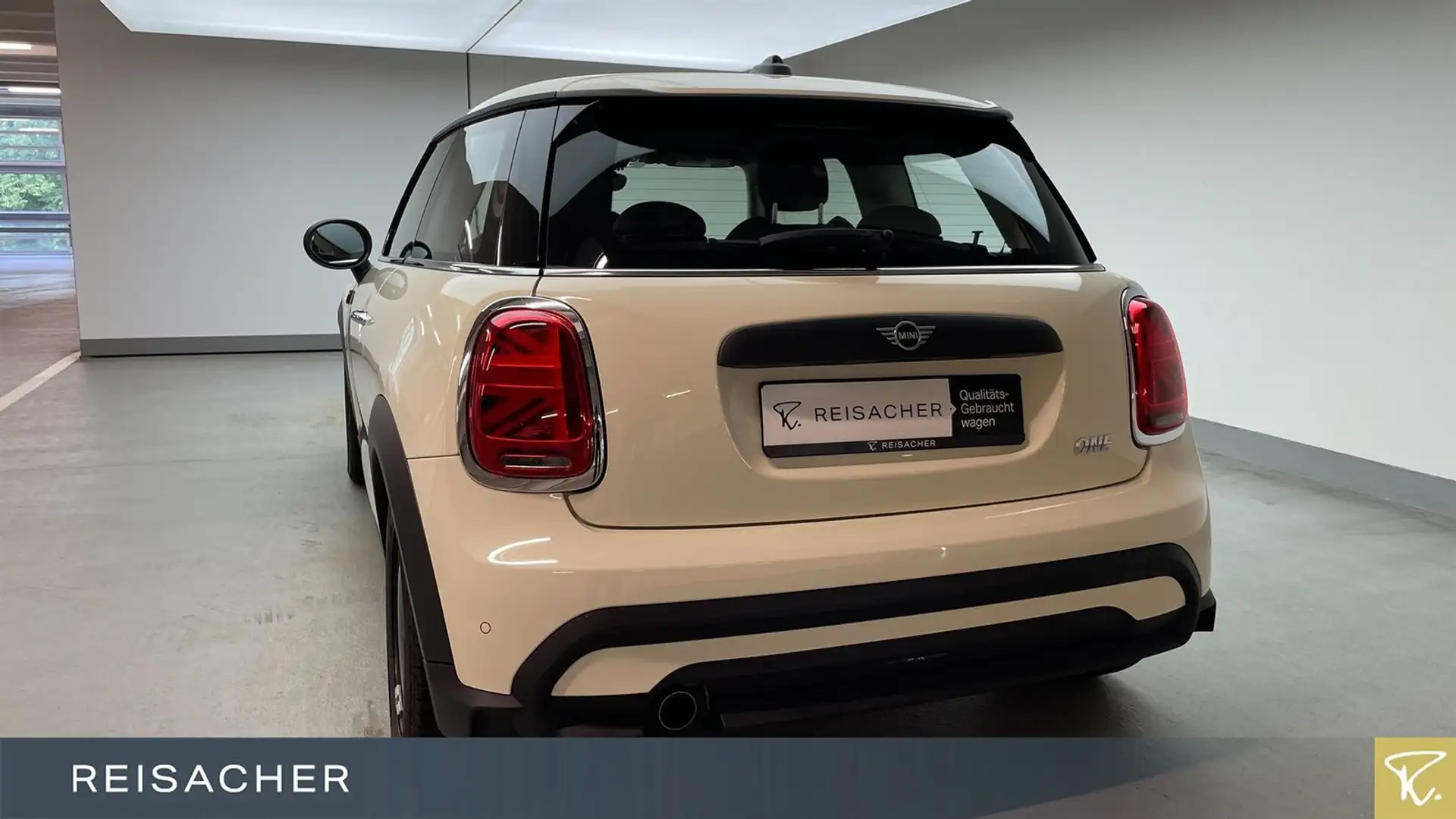 MINI One One Classic-Trim Navi LED SpoSi Keyless Weiß - 2