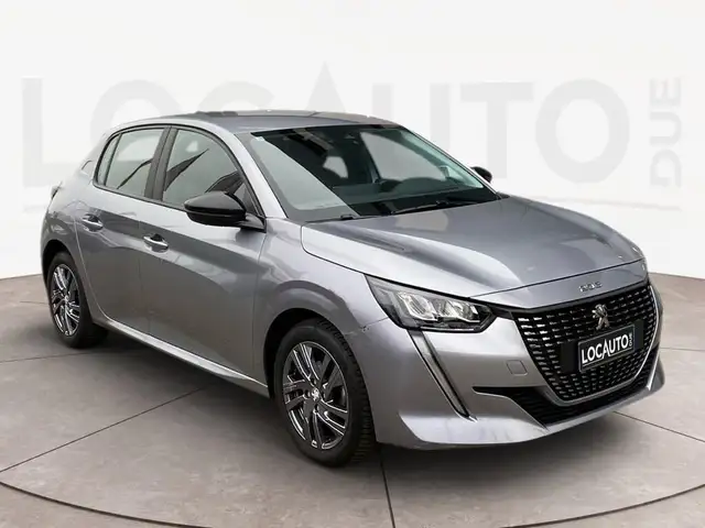 Peugeot 208 view 3