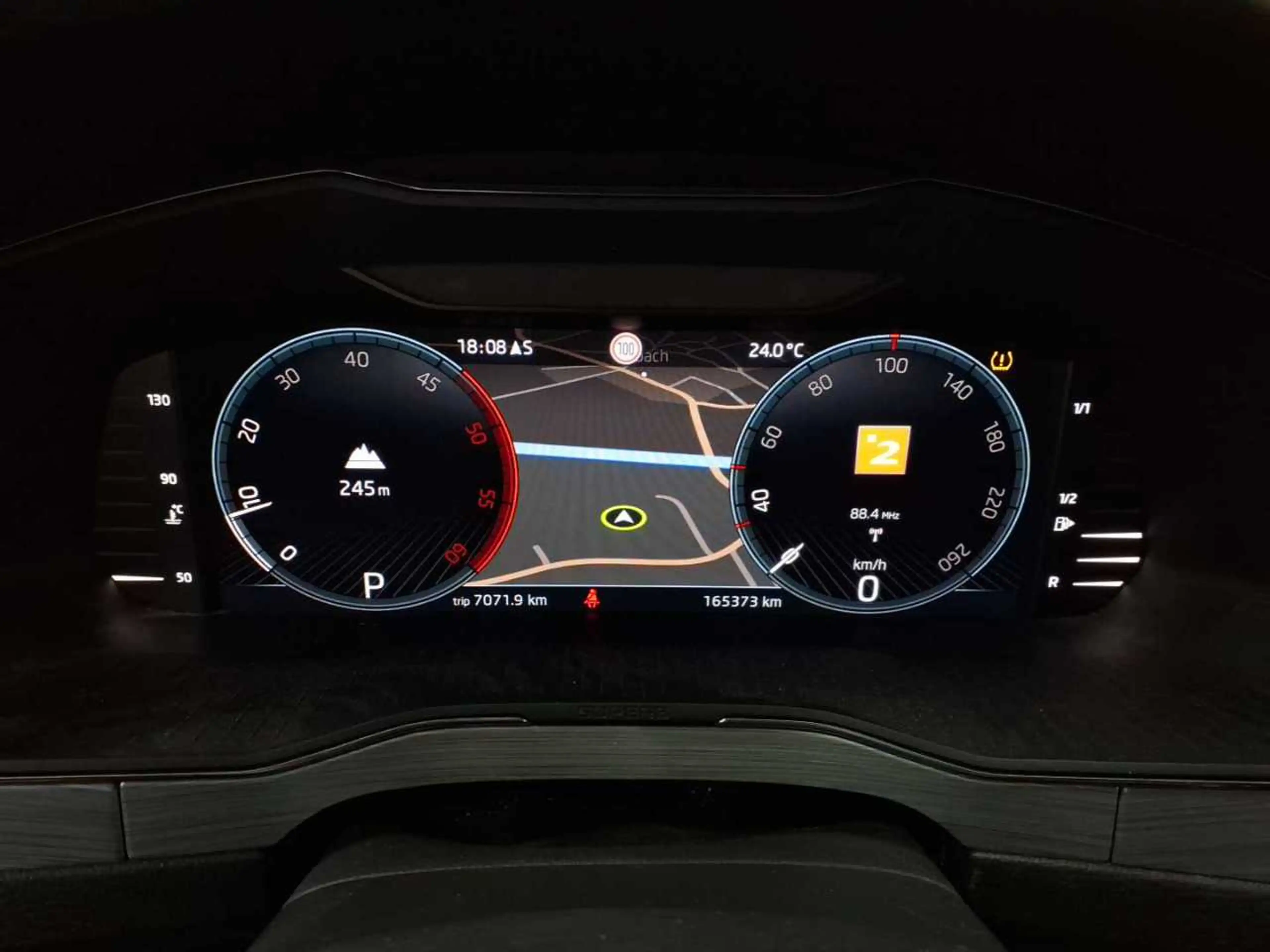 Skoda Superb Superb Combi 4x4 Ambition AHK NAV SHZ — photo 11