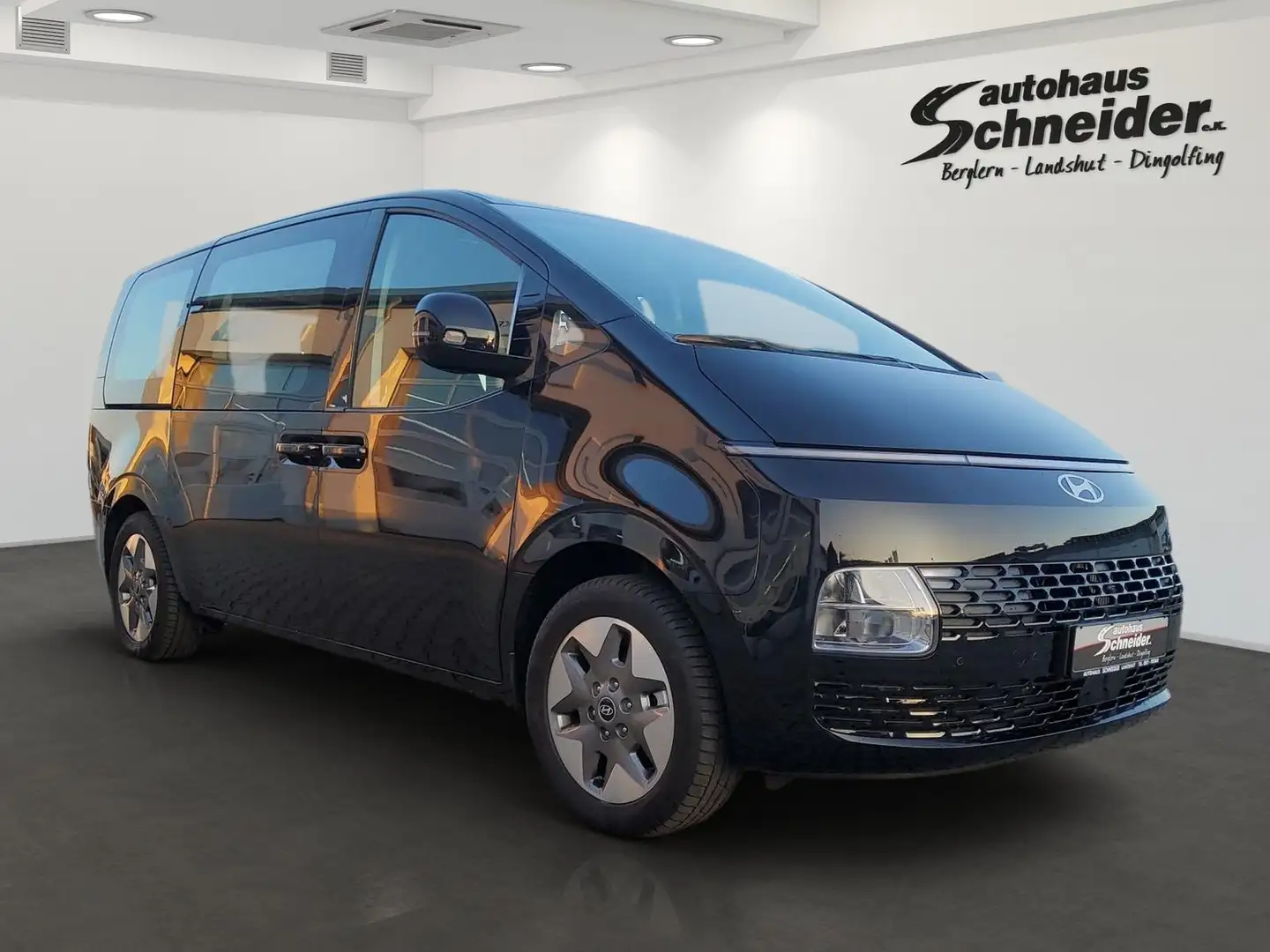 Hyundai STARIA MJ25 1.6 TGDi 6AT HEV TREND 9-Sitzer EHK/PARK-PAKE crna - 2