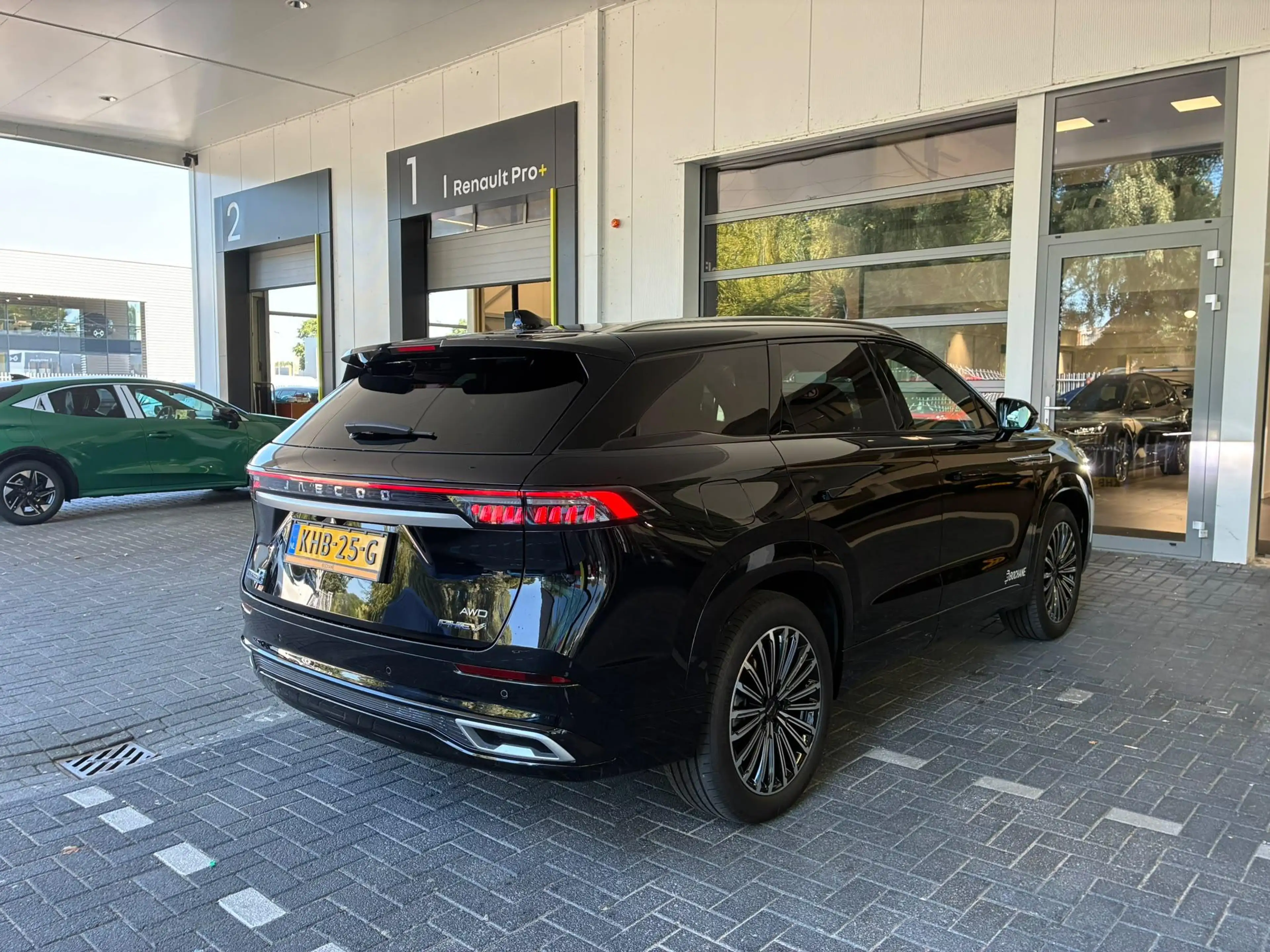 Jaecoo 8 1.5 SHS-P Luxury 5p | Demo | Panoramadak | Navig — photo 2