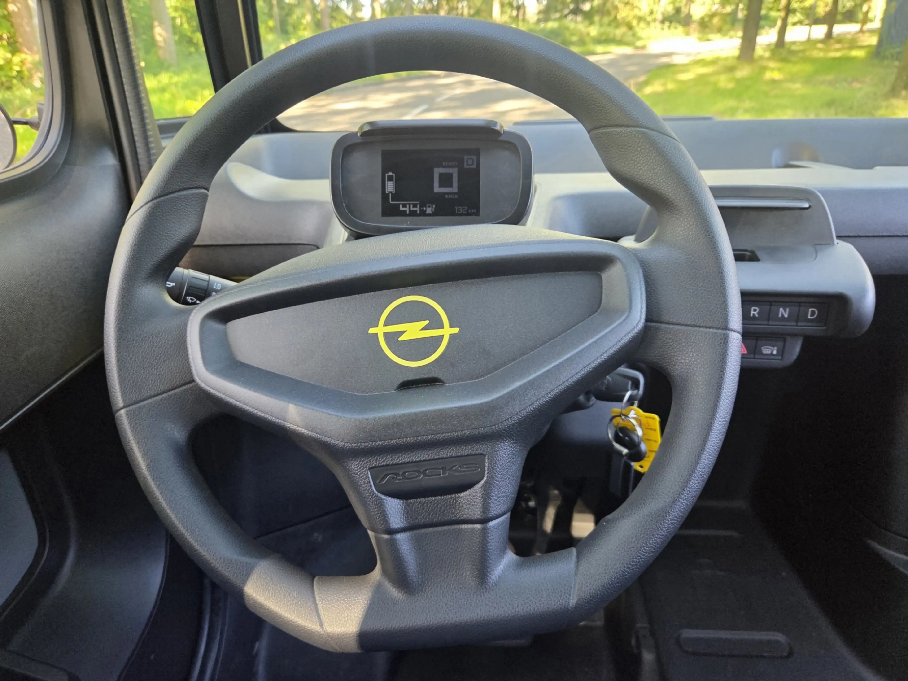 Opel Rocks-e Brommobiel Base Panoramadak-Sportvelgen-132km!! — photo 6
