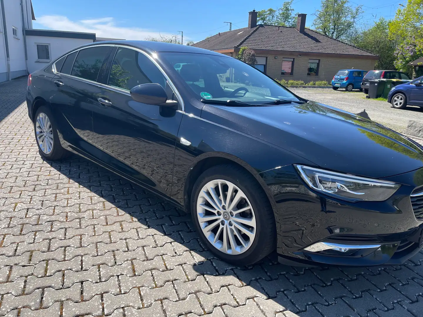 Opel Insignia Dynamic Finanzierung möglich Schwarz - 2