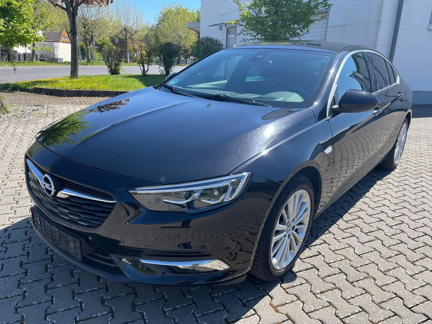 Opel Insignia Dynamic Finanzierung möglich Schwarz - 1