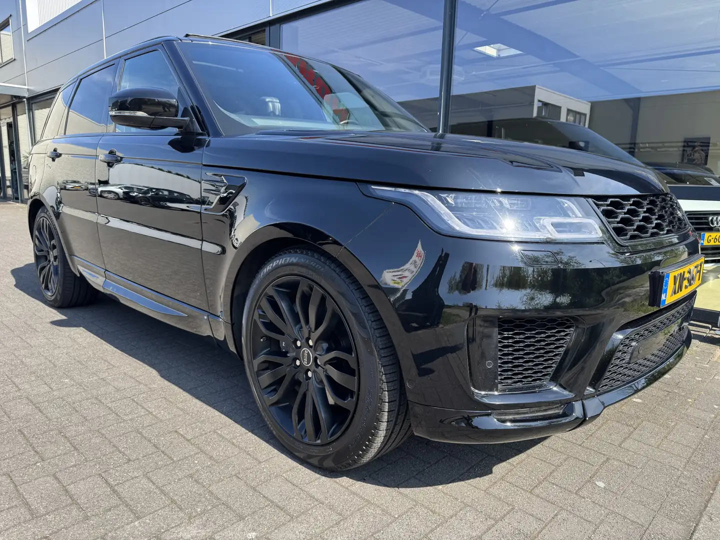 Land Rover Range Rover Sport 2.0 P400e Autobiography Dynamic Zwart - 2