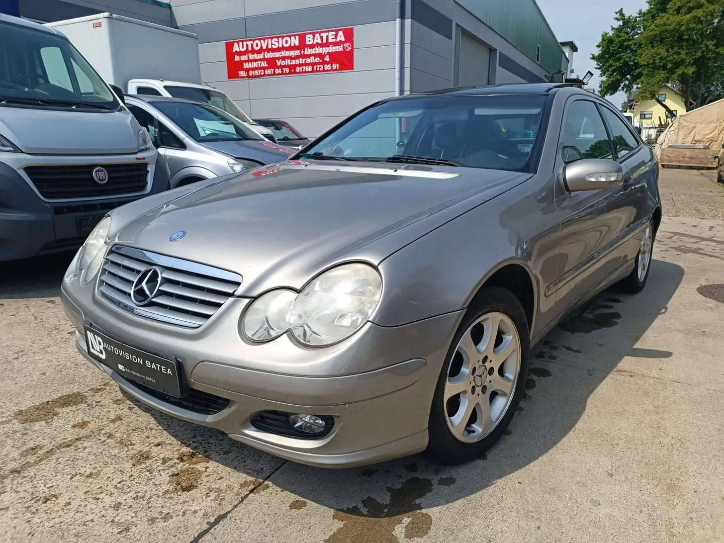 Mercedes-Benz C 230 Kompressor Sportcoupe,Panorama,Automatik,Leder,Alu Goud - 1
