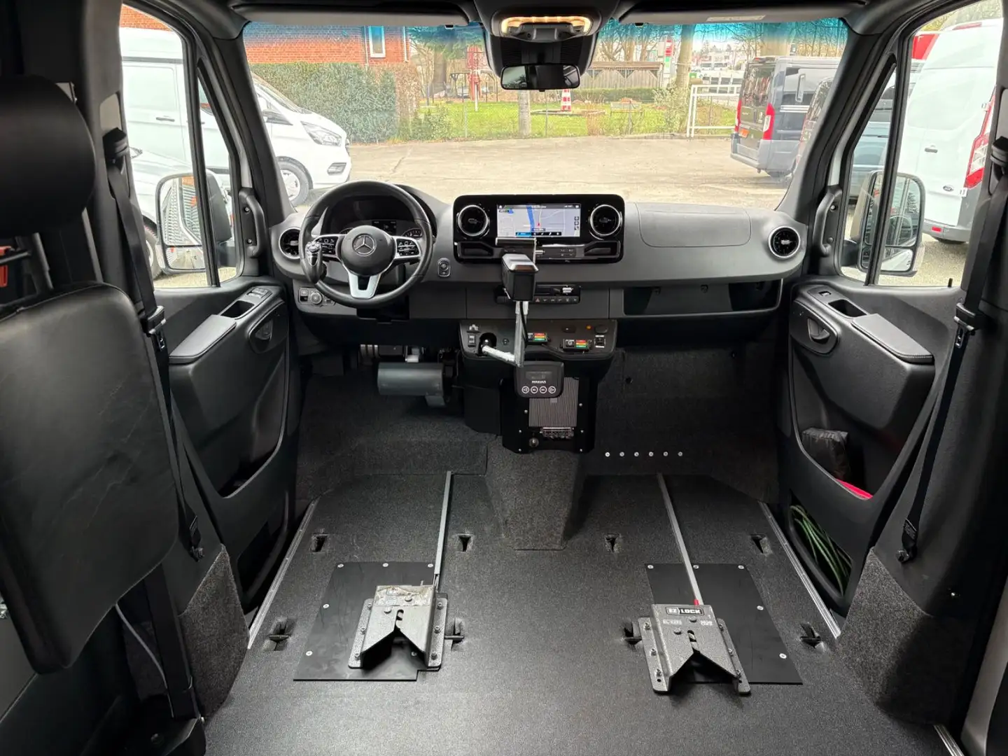 Mercedes-Benz Sprinter 316 Paravan SpaceDrive Rollstuhlgerecht Silber - 1