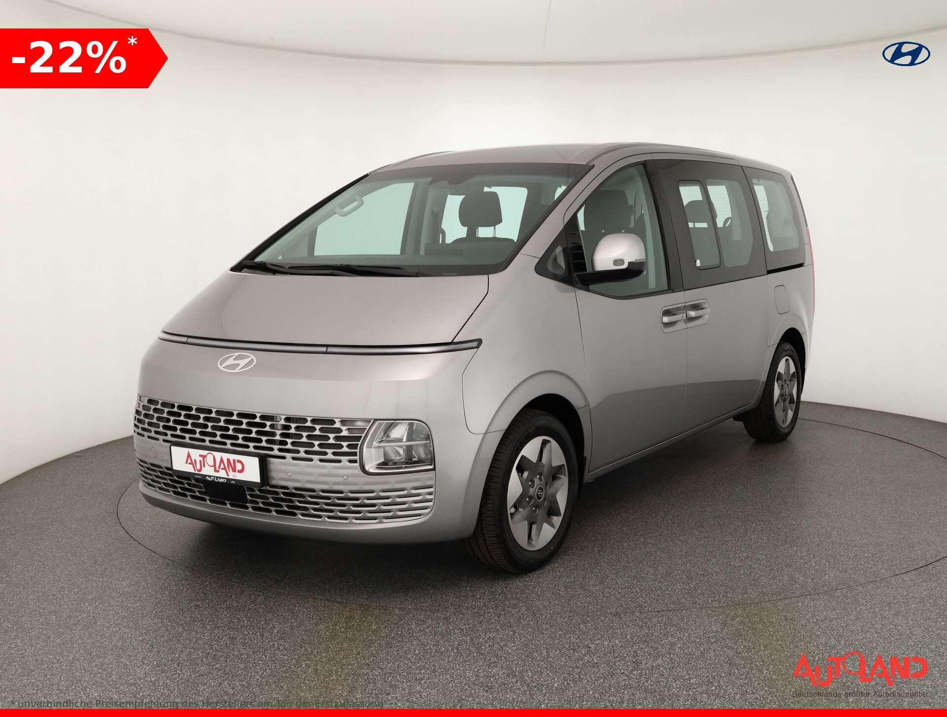 Second hand Hyundai Staria 1.6