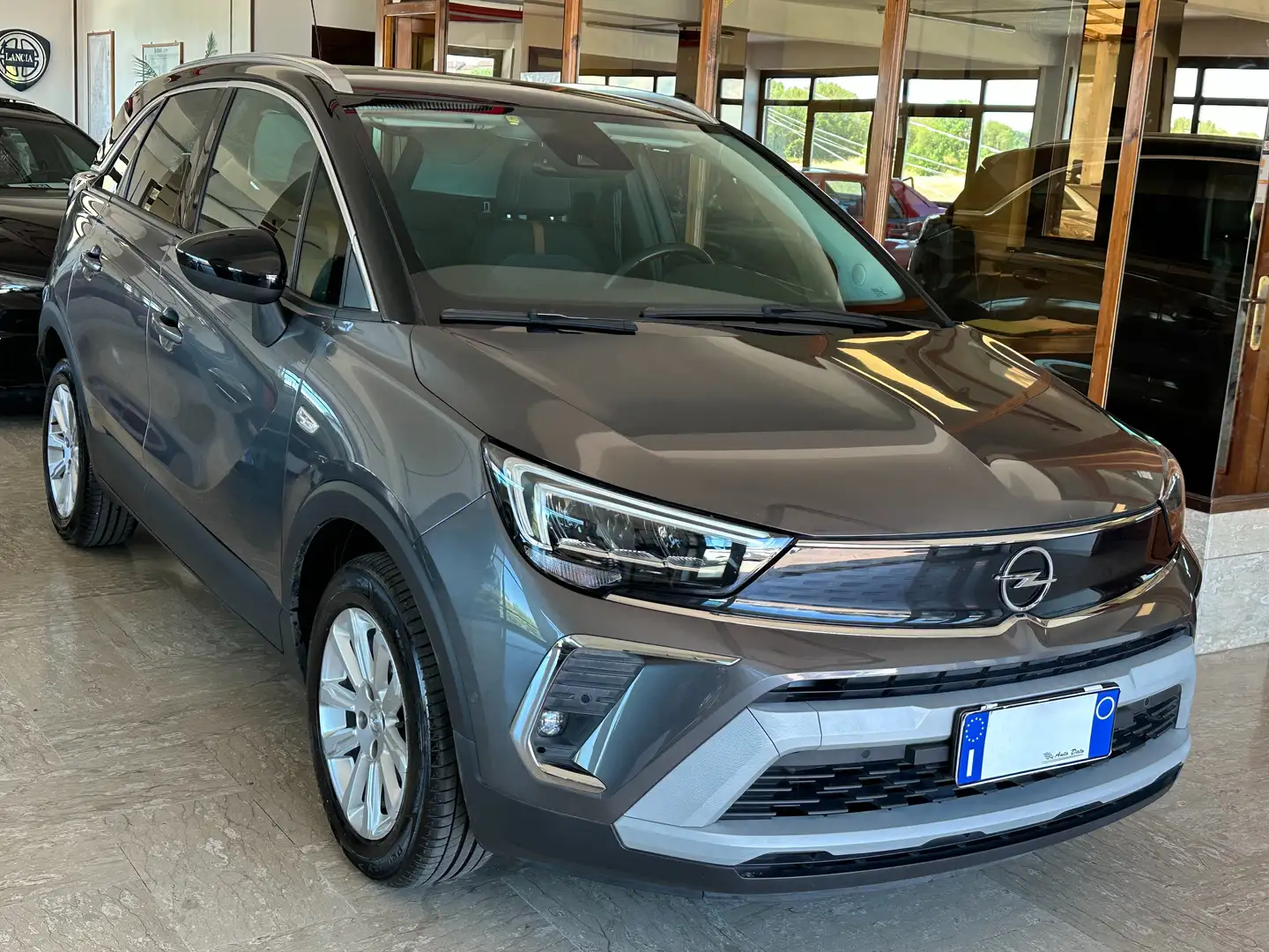 Opel Crossland 1.5 ECOTEC D 110 cv. ELEGANCE Grigio - 2