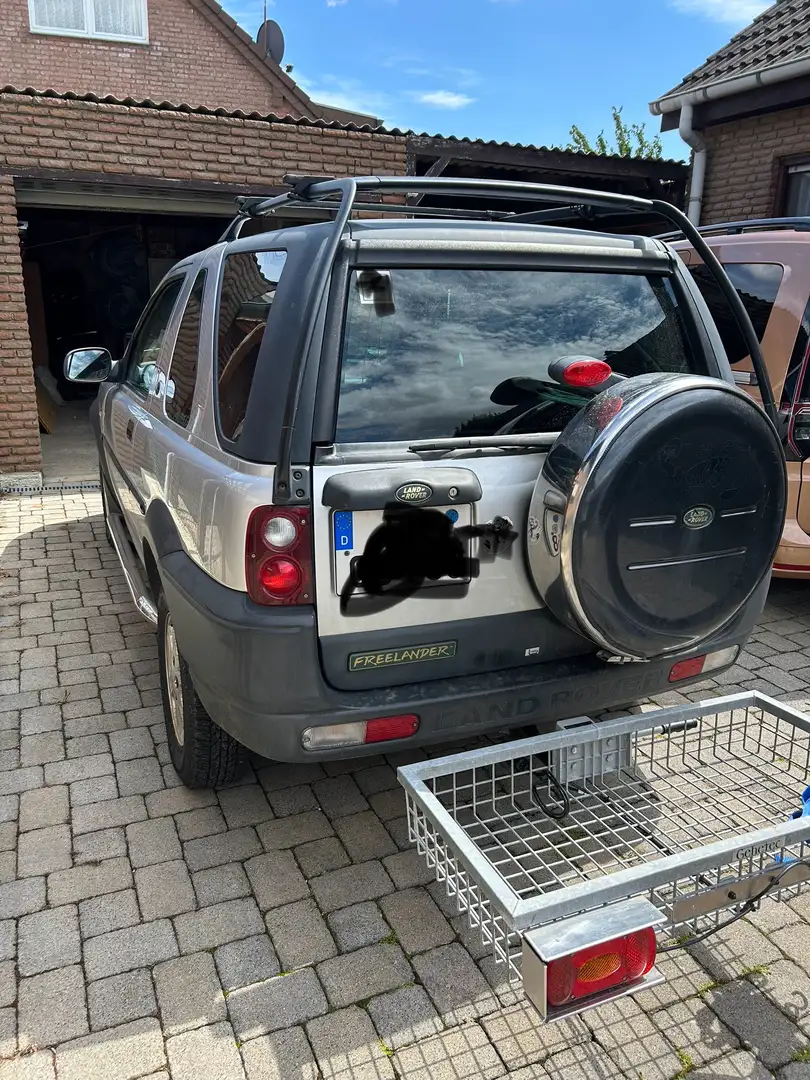 Land Rover Freelander SUV Allrad mit Hardtop Silber - 1
