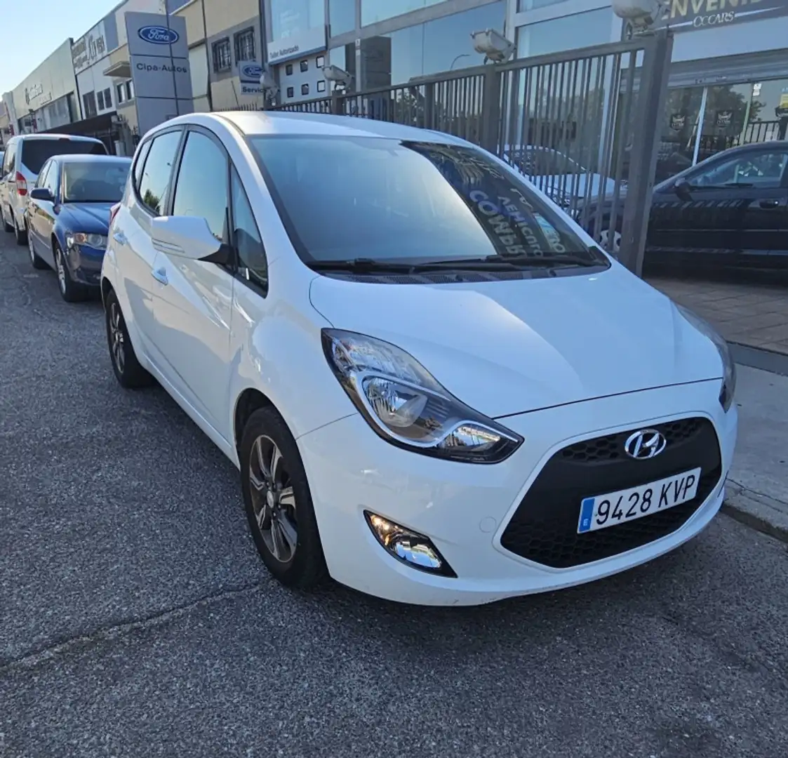Hyundai iX20 1.6 MPI BD Tecno 126 Wit - 1