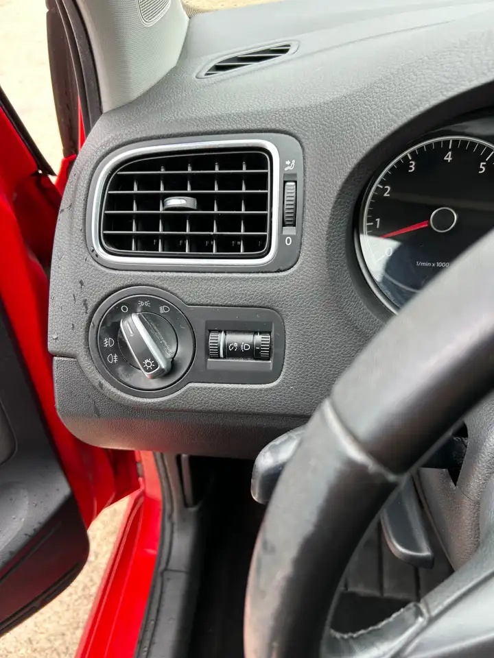Volkswagen Polo Citadine 5 portes — photo 11