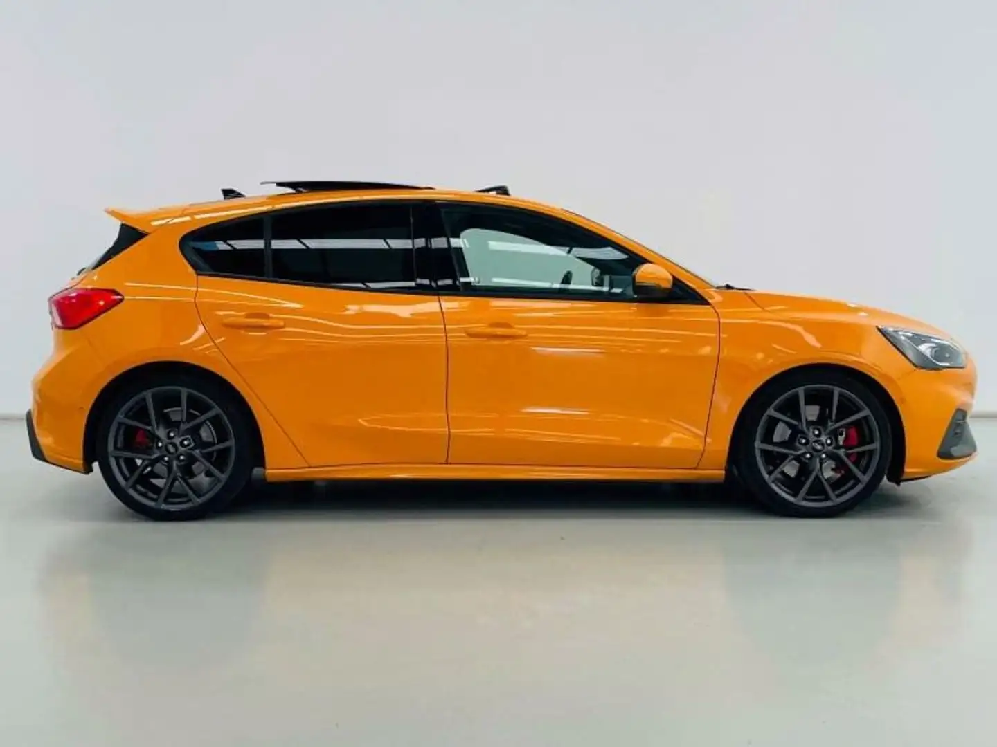 Ford Focus 2.3 Ecoboost ST 3 Orange - 1