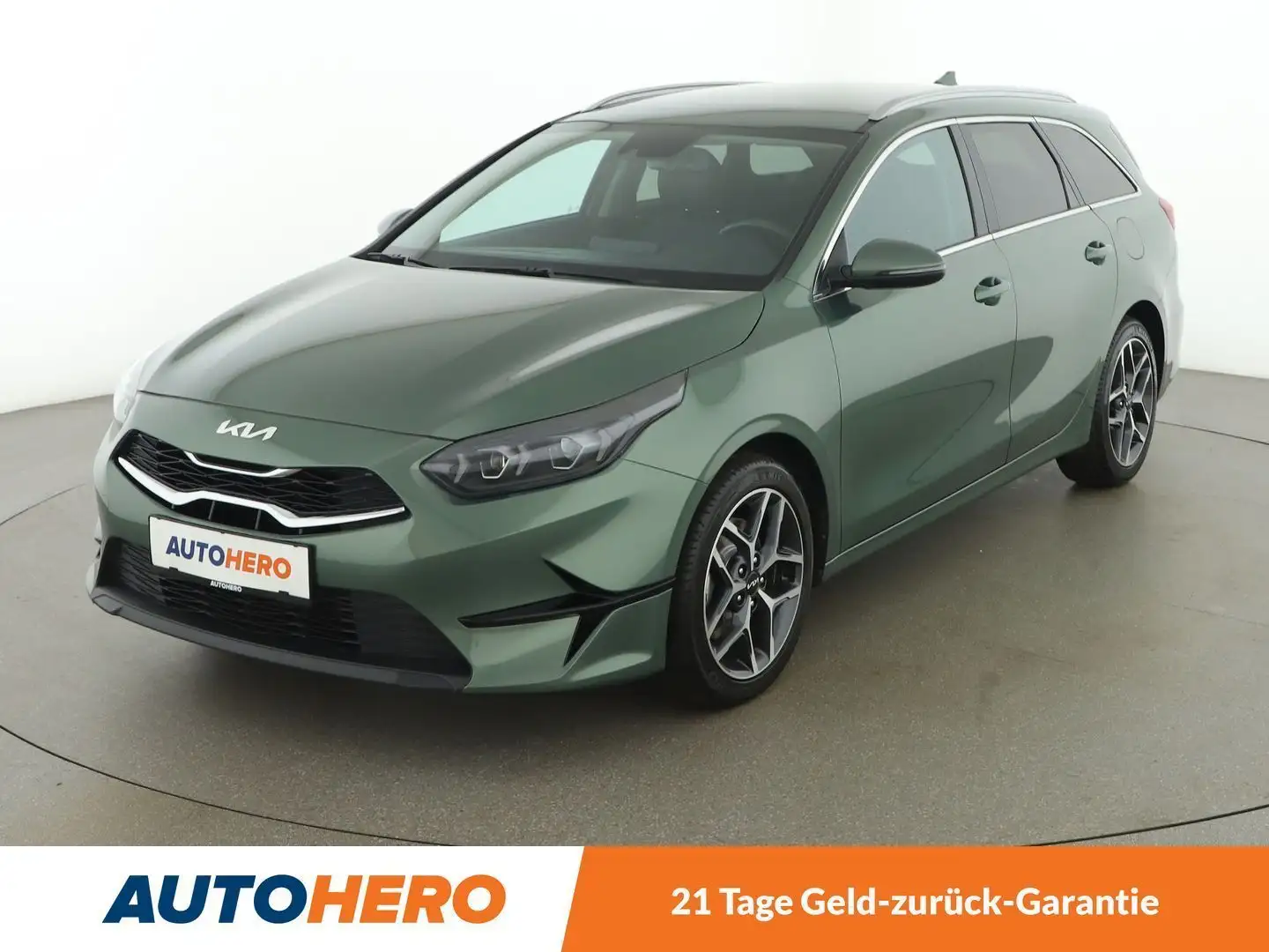 Kia Ceed / cee'd 1.5 TGDI Gold *LED*SPUR*CAM*NAVI*JBL* Grün - 1