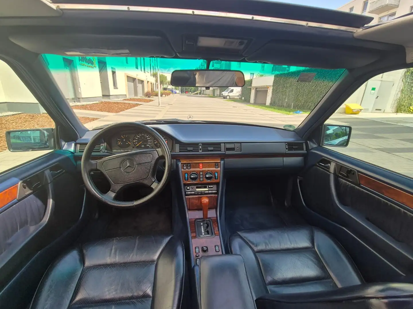 Mercedes-Benz E 320 japon Bleu - 2