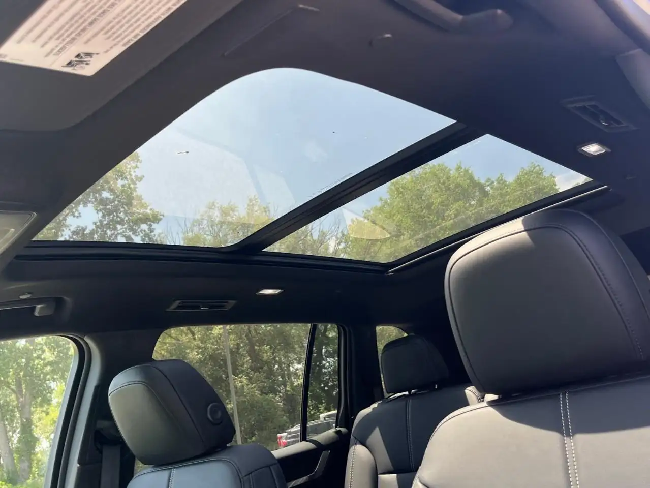 GMC Acadia снимка GMC Acadia