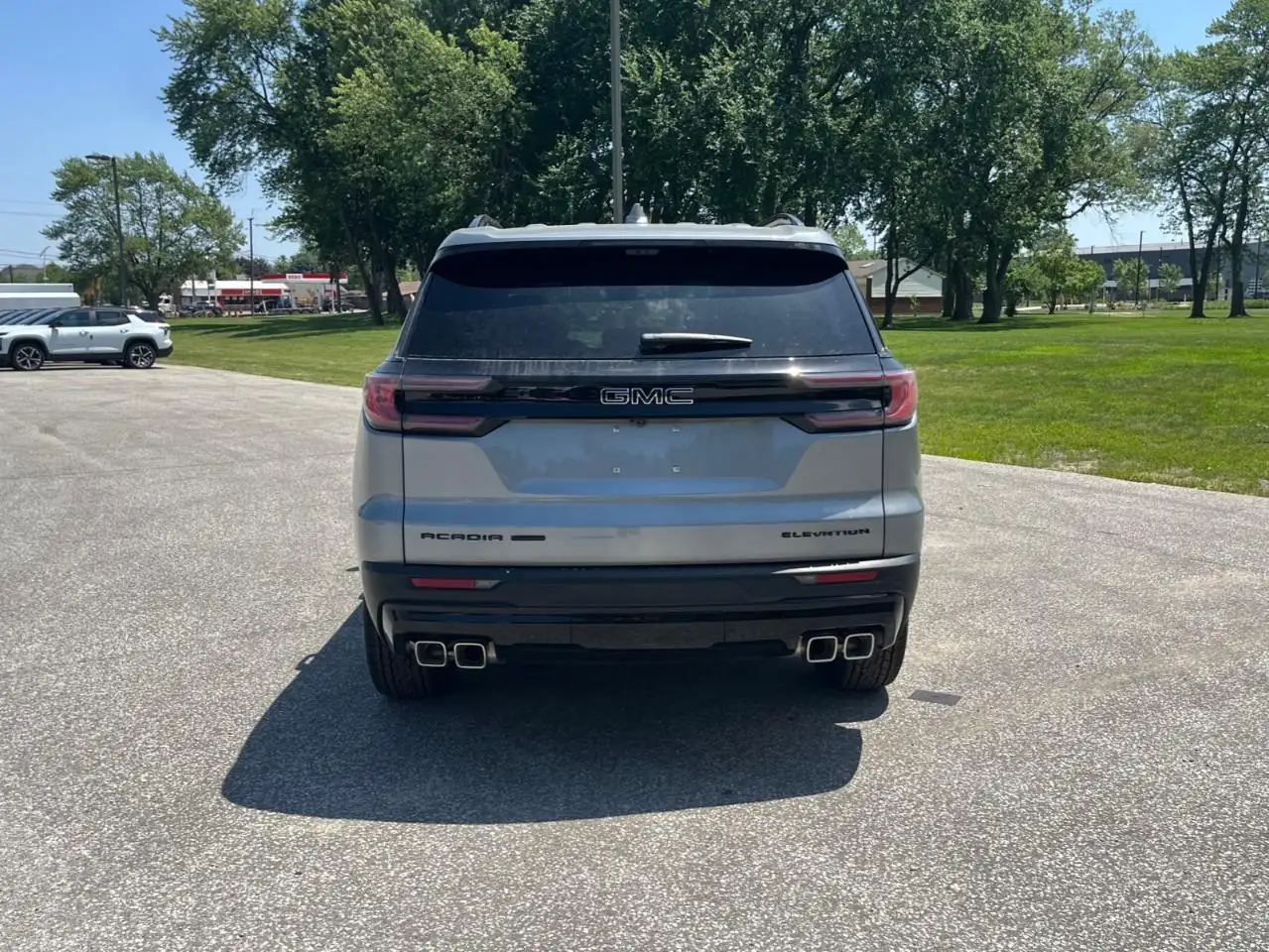 GMC Acadia снимка GMC Acadia
