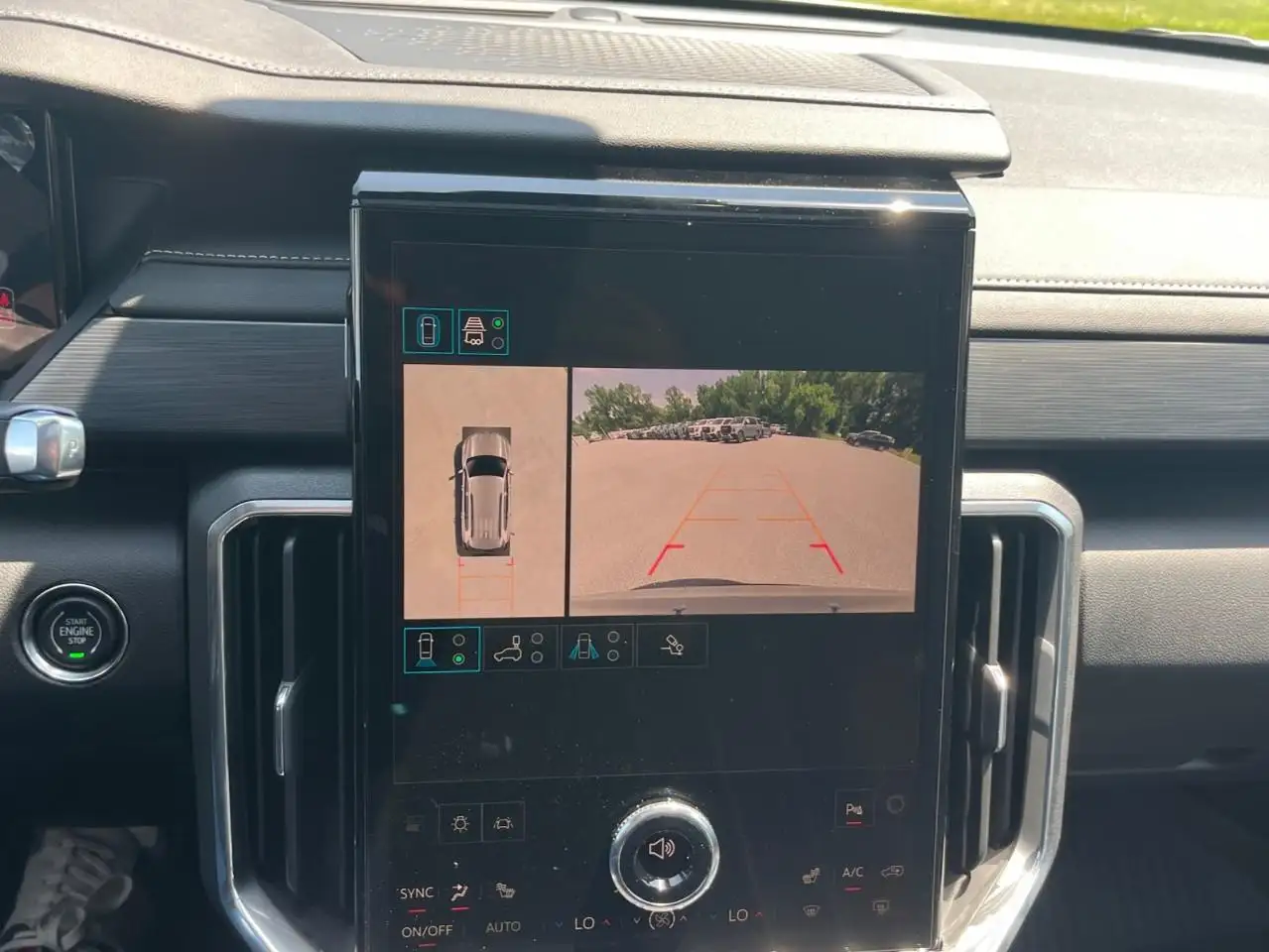 GMC Acadia снимка GMC Acadia